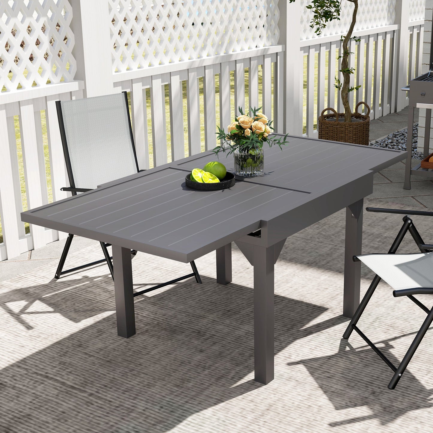 Extendable Aluminium Outdoor Dining Table for 4-6 Person, 35"-71" Slatted Metal Patio Table for Garden, Backyard, Deck, Porch, Lawn, Grey
