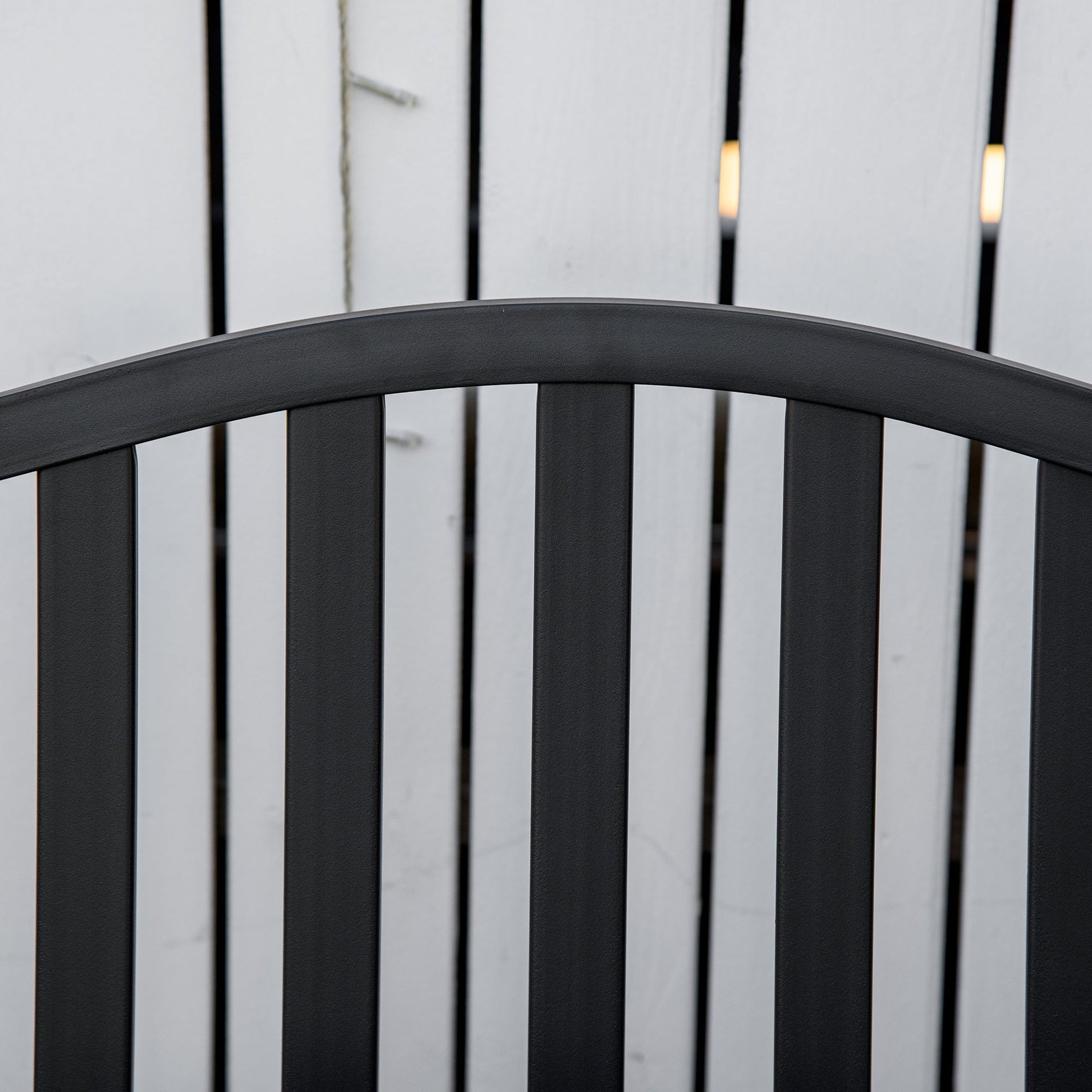 Metal Outdoor Bench with Liftable Middle Table, Patio Loveseat with Slatted Seat and Back, Garden Bench for Lawn, Porch, Seats 2–3 People, Black