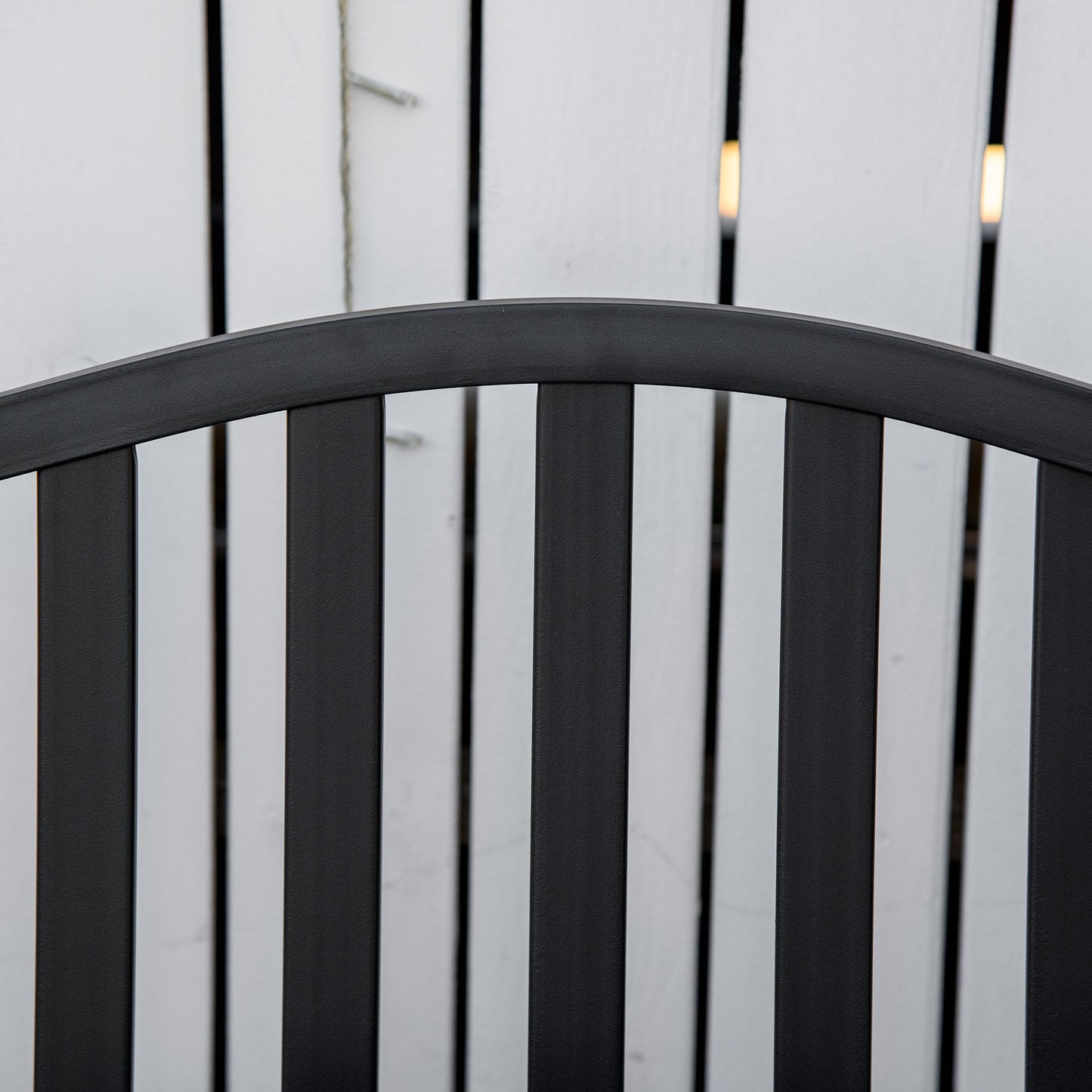 Metal Outdoor Bench with Liftable Middle Table, Patio Loveseat with Slatted Seat and Back, Garden Bench for Lawn, Porch, Seats 2–3 People, Black
