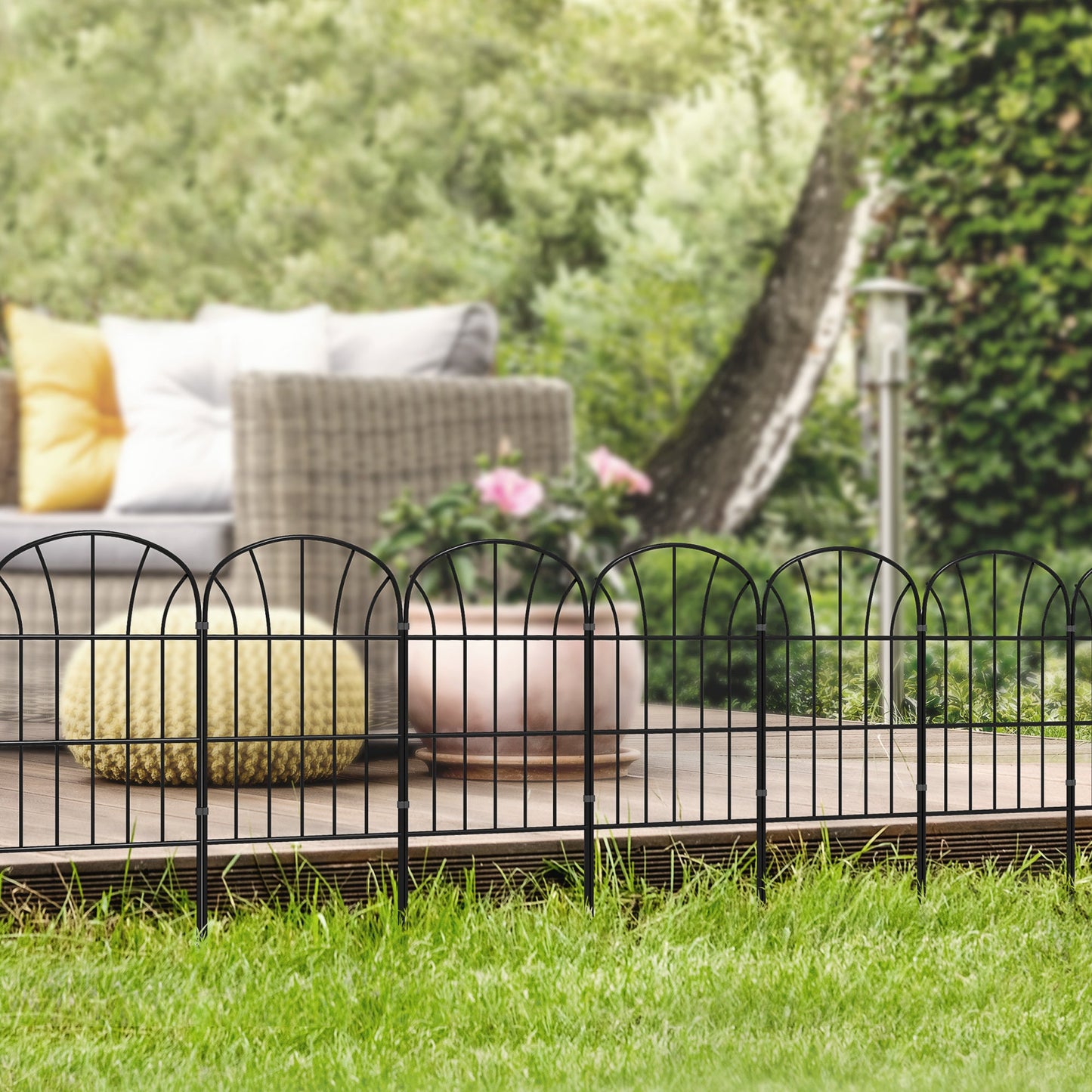 8 Panels Decorative Garden Fence, 24in x 8.7ft Rustproof Metal Wire, No Dig Fencing, Landscape Flower Bed Border Edging Animal Barrier, Black