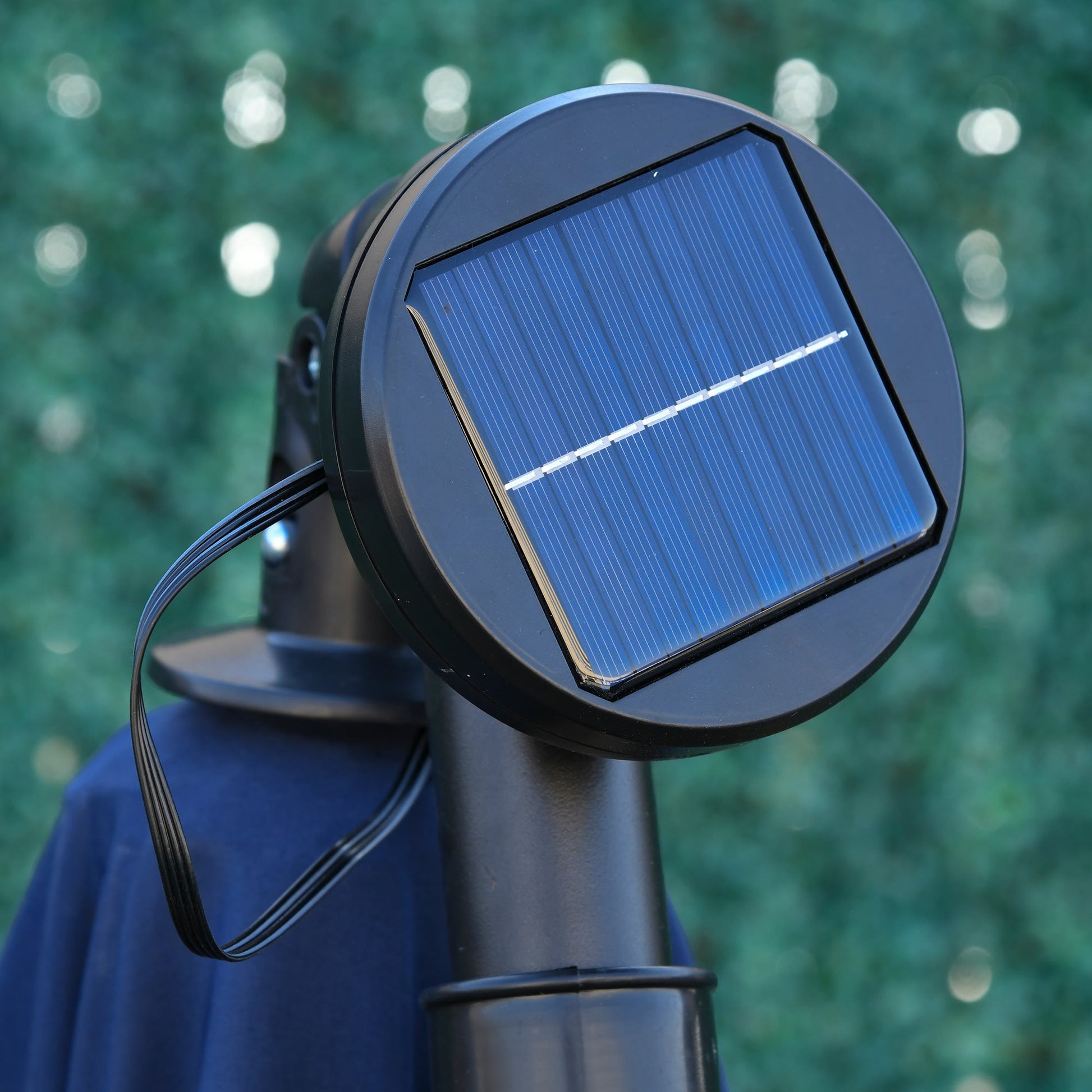 10ft Outdoor Cantilever Umbrella with Solar Lights, Banana Umbrella with Adjustable Angle for Patio, Backyard, Navy Blue