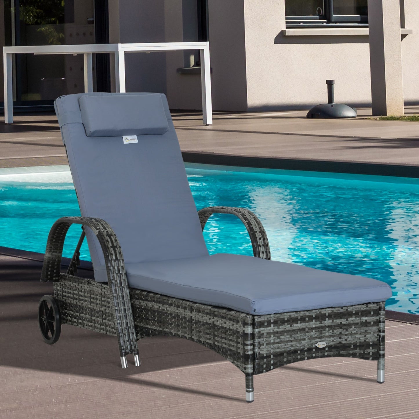 Wicker Chaise Lounge, Outdoor Lounge Chair, PE Rattan Patio Sun lounger with Head-rest, 5-Level Height Adjust Backrest, Cushion, & Wheels, Mixed Grey and Grey