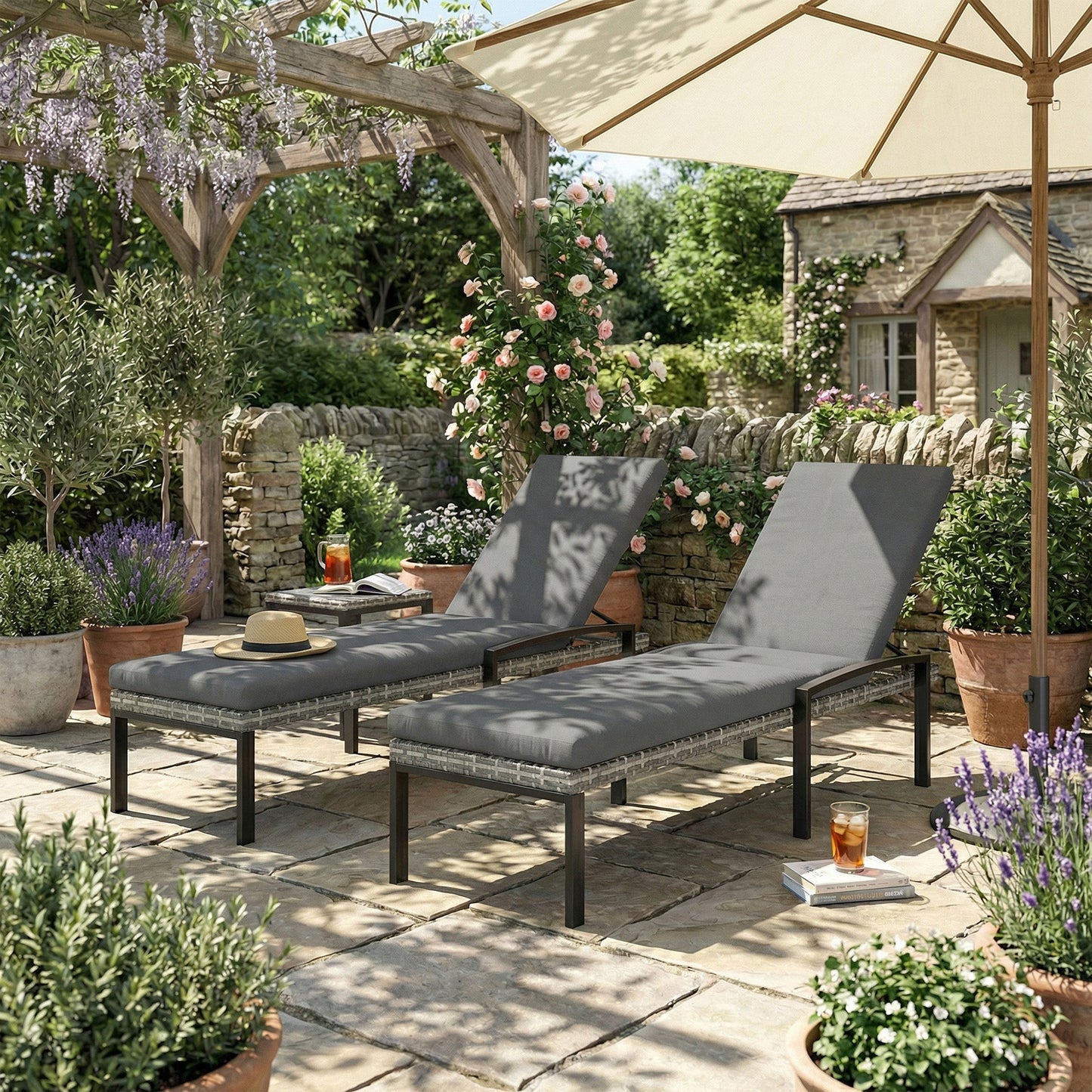 Chaise Lounge Chairs Outdoor, Set of 2 Wicker Patio Lounge Chairs with 5-Level Adjustable Backrest, Cushion, Rattan Sun Reclining Lounger for Backyard, Garden, Light Grey
