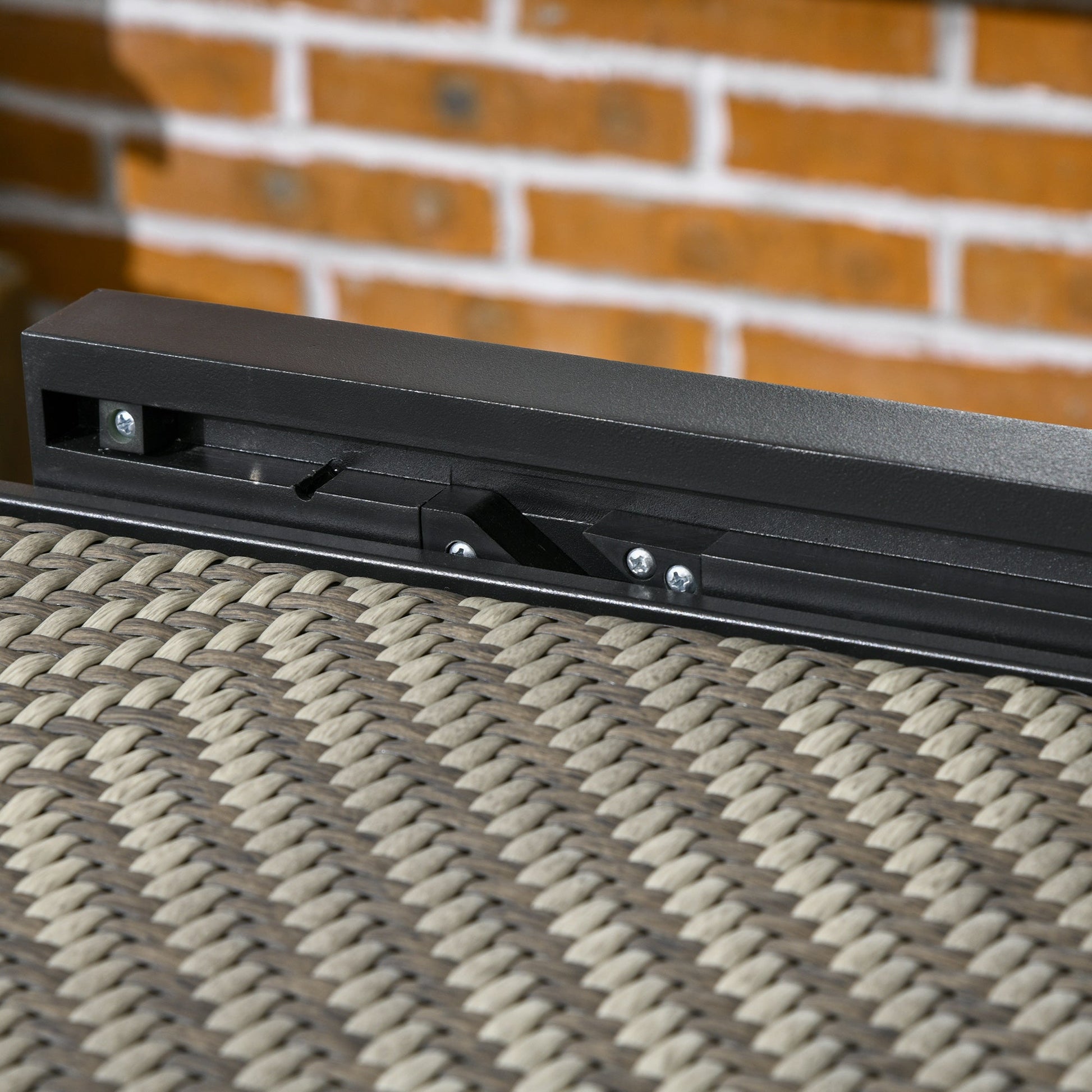 Extendable Rattan Dining Table, 35.4"/70.9" x 35.4" Aluminum Frame Patio Wicker Retractable Table, for 4-8 People, Mixed Brown