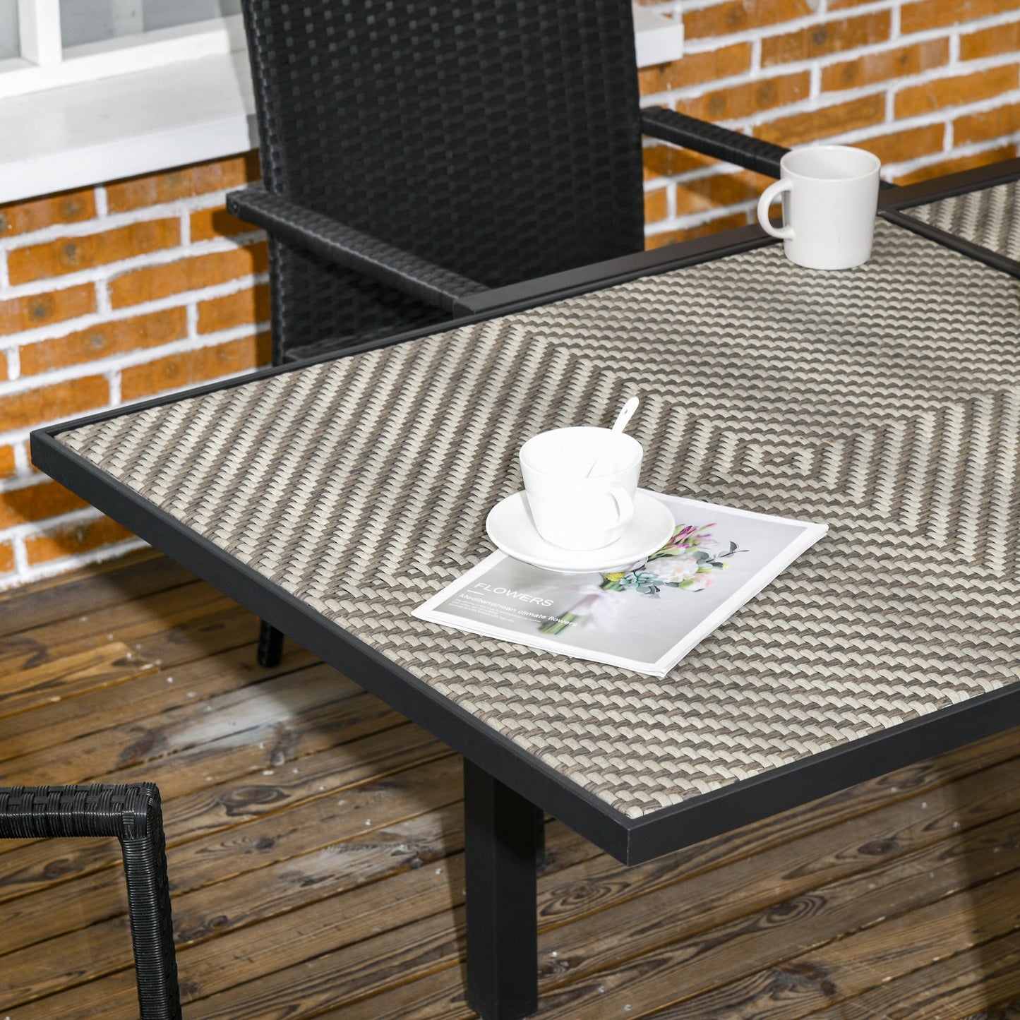 Extendable Rattan Dining Table, 35.4"/70.9" x 35.4" Aluminum Frame Patio Wicker Retractable Table, for 4-8 People, Mixed Brown